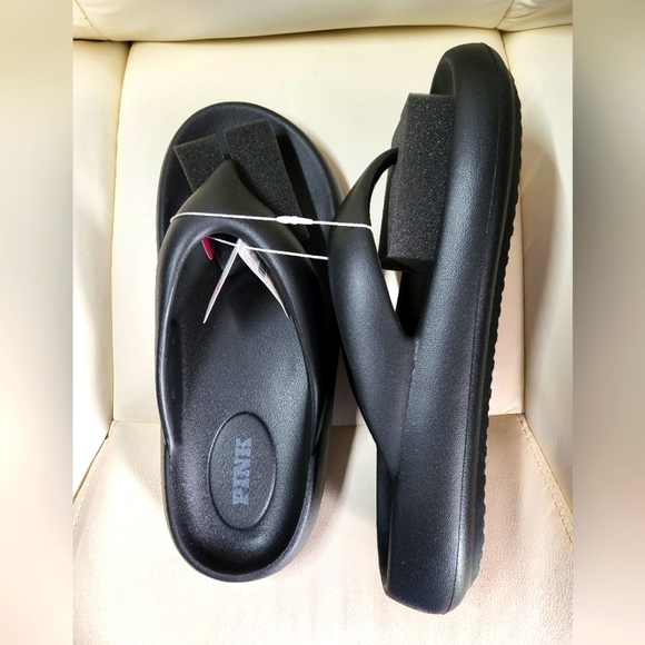 Brand New! Victoria's Secret PINK Black Chunky Flip Flips Size Women's 10 - Picture 2 of 5